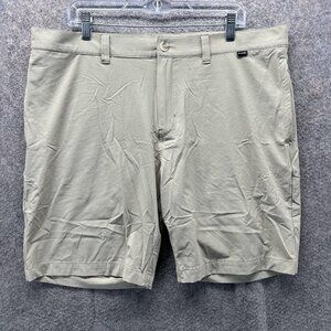 Travis Mathew Shorts Mens 38 Beige Stretch Chino Golf Casual Summer 1MQ0177
